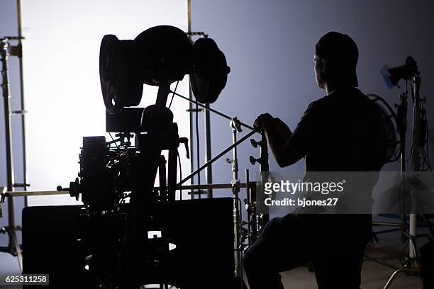 film crew - film set stock pictures, royalty-free photos & images