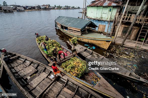 IQUITOS BANANA TRADE AND MARKET ON THE AMAZON RIVER IQUITOS BANANA TRADE AND MARKET ON THE AMAZON RIVER