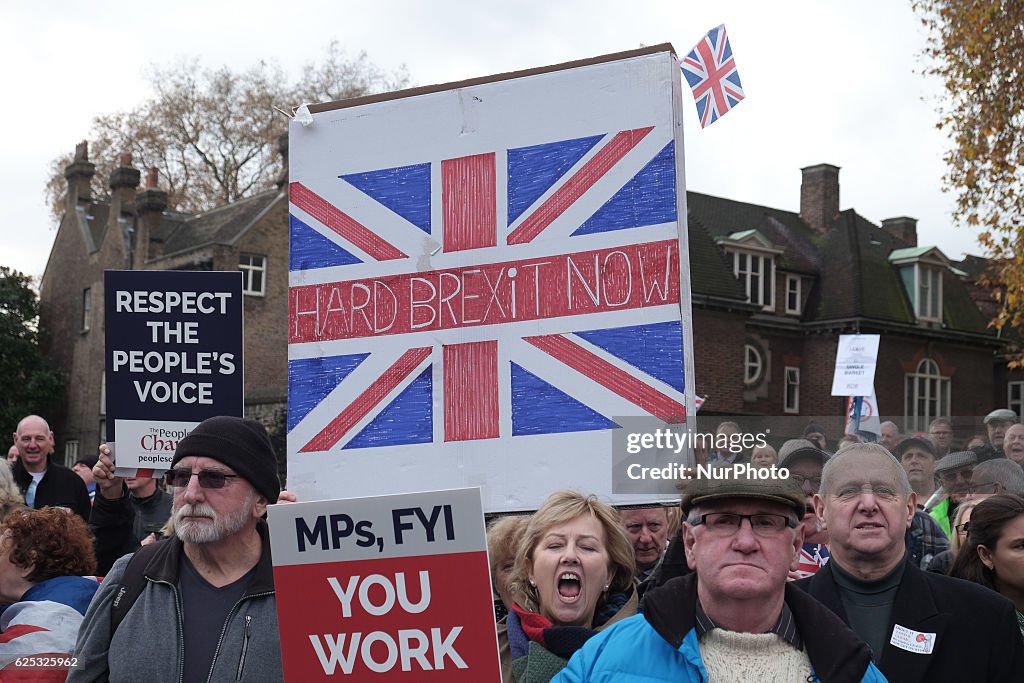 Pro-Brexit Demonstrators Call For Government To Trigger Article 50