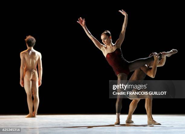 Dancers perform a scene of the ballet "Bella Figura" by Czech former dancer and contemporary dance choreographer Jiri Kylian during a general...