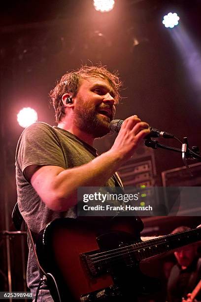 Frightened Rabbit Singer 235 Frank The Rabbit Stock Photos, High-Res Pictures, and Images ...