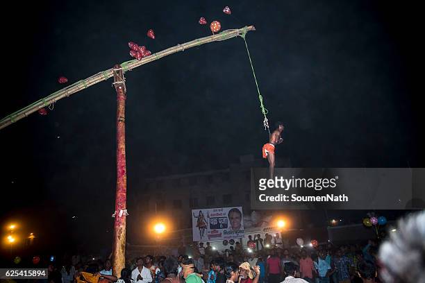 gajan festival und charak puja aus westbengalen, indien -11 - soumen nath soumennath stock-fotos und bilder