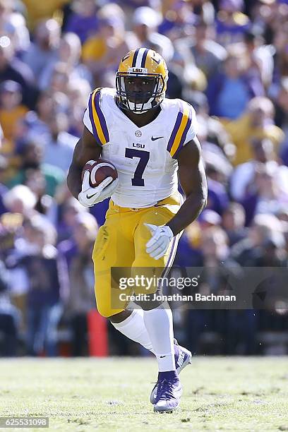 Leonard Fournette of the LSU Tigers runs with the ball during a game against the Florida Gators at Tiger Stadium on November 19, 2016 in Baton Rouge,...