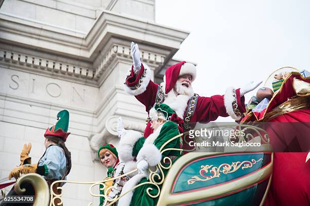 Santa and Mrs. Claus attend the 90th Annual Macy's Thanksgiving Day Parade on November 24, 2016 in New York City.