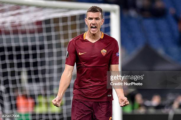 Edin Dzeko of Roma celebrates scoring second goal during the UEFA Europa League match between Roma and Viktoria Plzen at Stadio Olimpico, Rome, Italy...