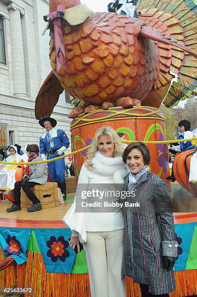 Chef/author Sandra Lee and Amy Kule attend the 90th Annual Macy's Thanksgiving Day Parade on November 24, 2016 in New York City.