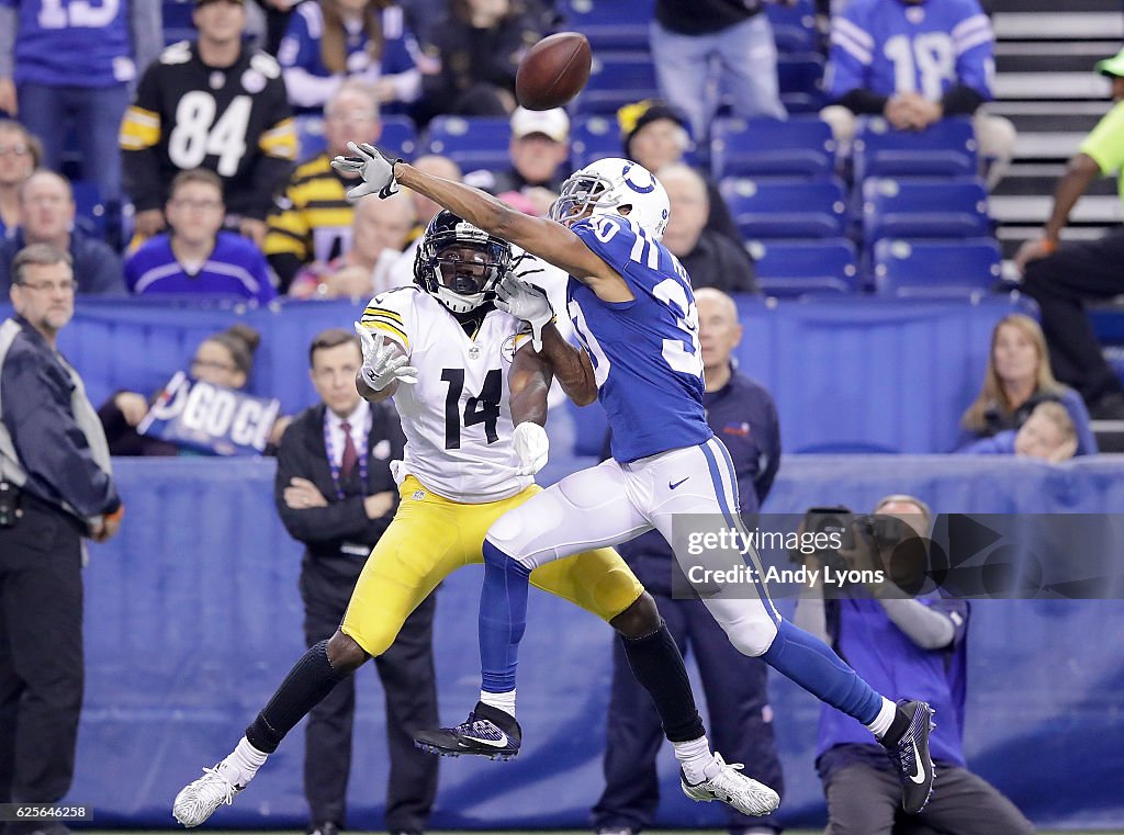 Pittsburgh Steelers v Indianapolis Colts