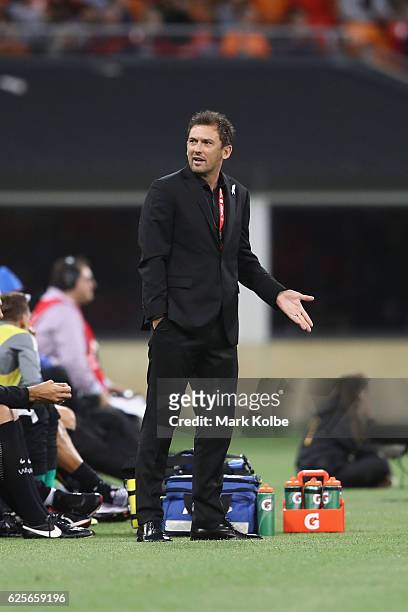 Wanderers coach Tony Popovic shows his frustration during the round eight A-League match between the Western Sydney Wanderers and the Brisbane Roar...