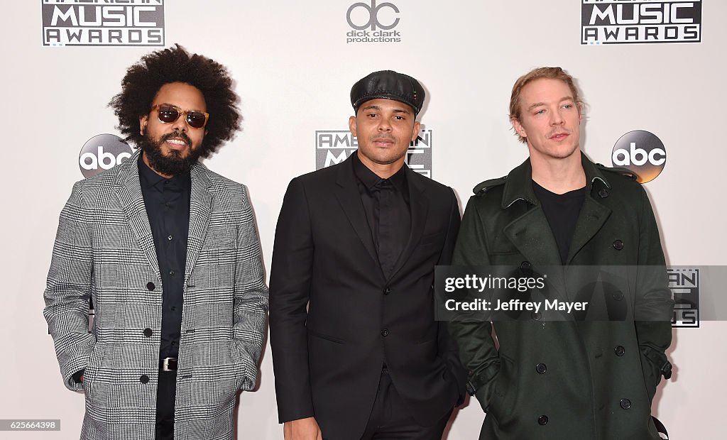 2016 American Music Awards - Arrivals