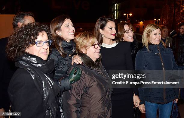 Penelope Cruz with fans attend 'La Reina de Espana' private party on November 24, 2016 in Madrid, Spain.