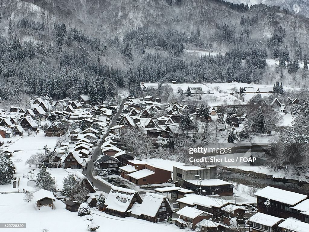 Ogimachi village of Shirakawa-go during winter