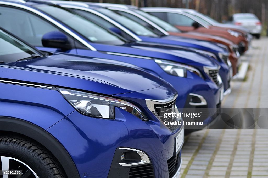 Peugeot 3008 vehicles