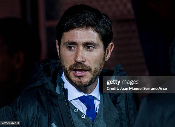 Head coach Victor Sanchez del Amo of Real Betis looks on prior to the start the La Liga match between SD Eibar and Real Betis Balompie at Ipurua...