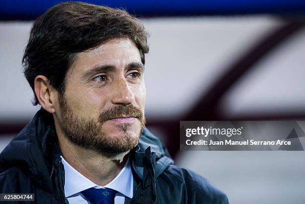Head coach Victor Sanchez del Amo of Real Betis looks on prior to the start the La Liga match between SD Eibar and Real Betis Balompie at Ipurua...