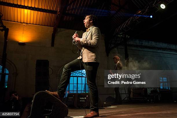 Chris Baio performs at Estacao Ferroviaria do Rossio in Mexefest on November 25, 2016 in Lisbon, Portugal.