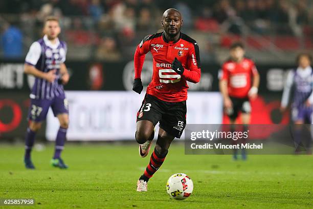 Giovanni Sio of Rennes during the French Ligue 1 match between Rennes and Toulouse at Roazhon Park on November 25, 2016 in Rennes, France.