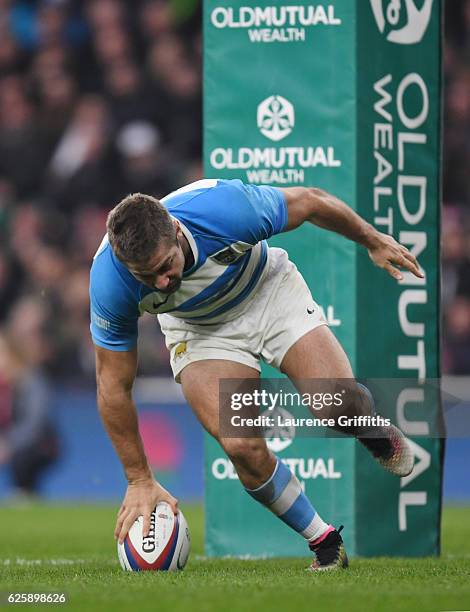 Santiago Cordero of Argentina scores his sides second try during the Old Mutual Wealth Series match between England and Argentina at Twickenham...