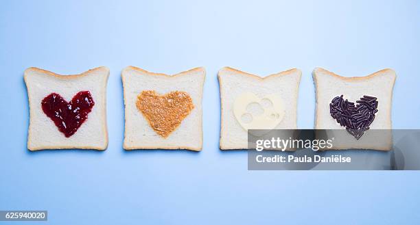 bread love - peanut butter and jelly stock-fotos und bilder