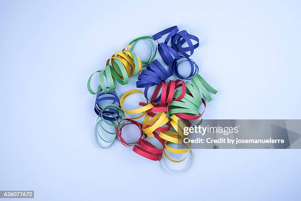 party ribbon streamers - josemanuelerre stock-fotos und bilder