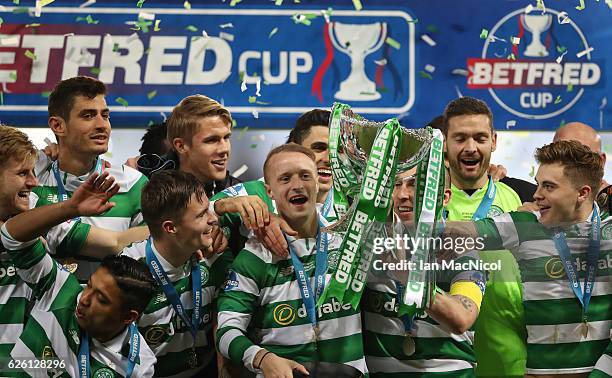 Scott Brown of Celtic lifts the trophy during the Betfred Cup Final between Aberdeen and Celtic at Hampden Park on November 27, 2016 in Glasgow,...