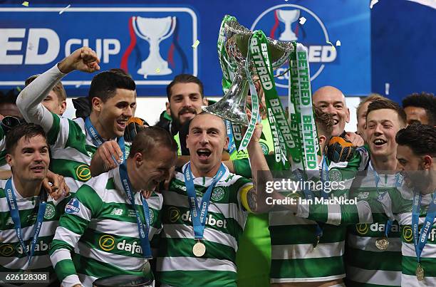 Scott Brown of Celtic lifts the trophy during the Betfred Cup Final between Aberdeen and Celtic at Hampden Park on November 27, 2016 in Glasgow,...