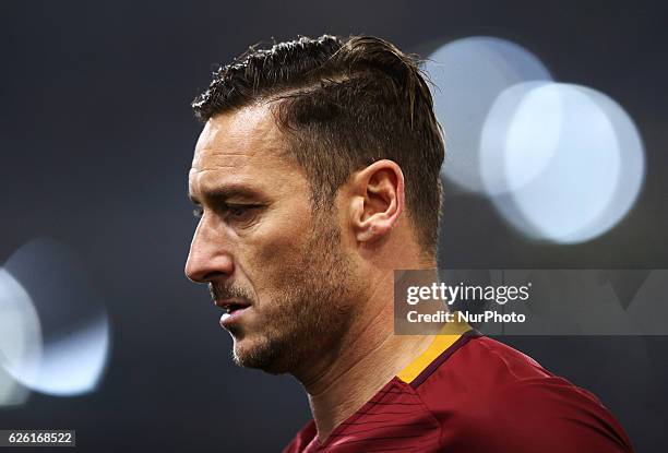 Francesco Totti of AS Roma during the Serie A match between AS Roma and Pescara Calcio at Stadio Olimpico on November 27, 2016 in Rome, Italy.