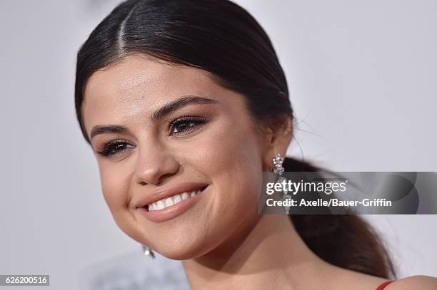 Actress/singer Selena Gomez arrives at the 2016 American Music Awards at Microsoft Theater on November 20, 2016 in Los Angeles, California.