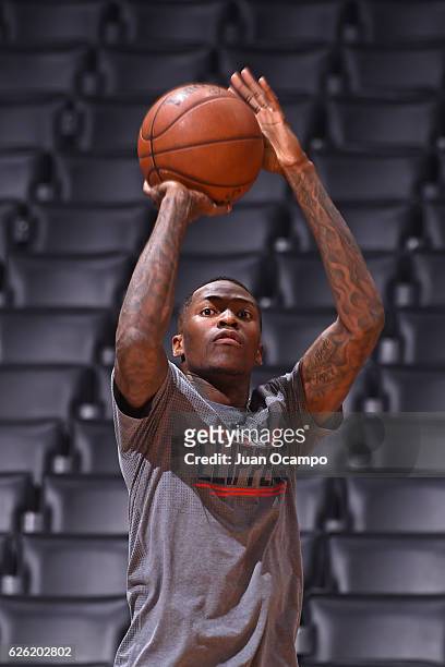 Jamal Crawford of the LA Clippers warms up before the game against the Portland Trail Blazers on November 09, 2016 at STAPLES Center in Los Angeles,...