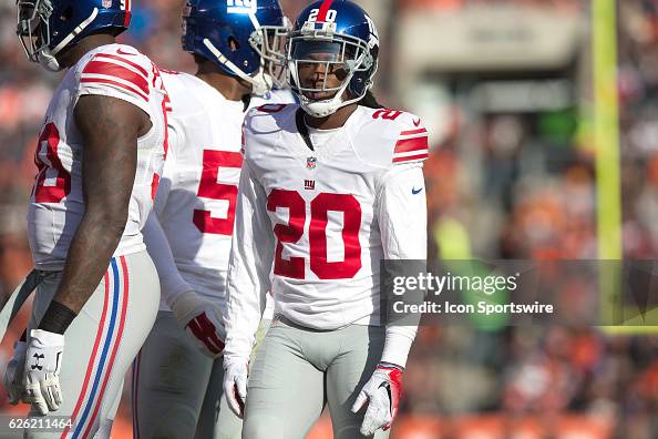 NFL: NOV 27 Giants at Browns NFL: NOV 27 Giants at Browns