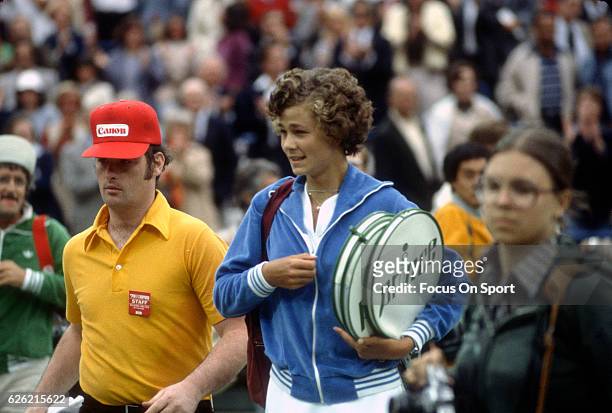 Tennis player Pam Shriver of the United States walks onto the courts prior to her match at the women 1978 U.S. Open Tennis Tournament circa 1978 at...
