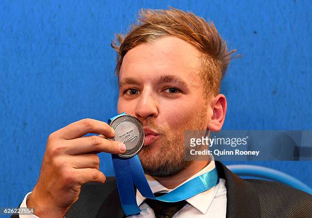 Dylan Alcott kisses the medal after he won the Newcombe Medal at the 2016 Newcombe Medal at Crown Palladium on November 28, 2016 in Melbourne,...