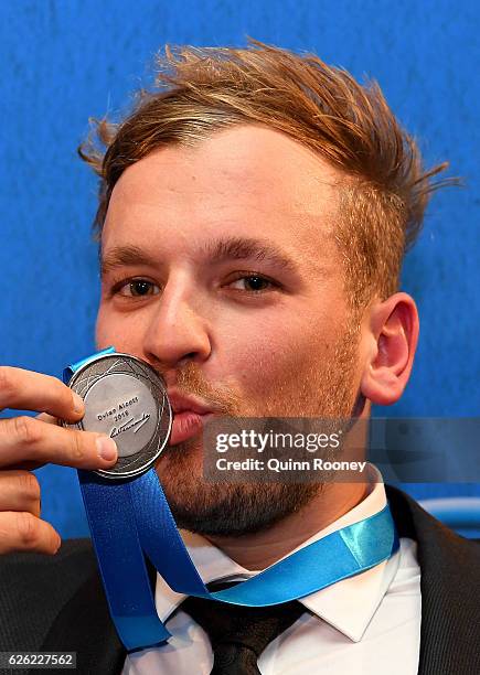 Dylan Alcott kisses the medal after he won the Newcombe Medal at the 2016 Newcombe Medal at Crown Palladium on November 28, 2016 in Melbourne,...