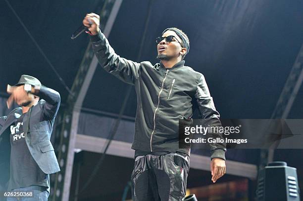 Sean Pages and TwoDee perform during the 7th annual Maftown Heights 2016 concert at the Mary Fritzgerald Square on November 25, 2016 in Johannesburg,...
