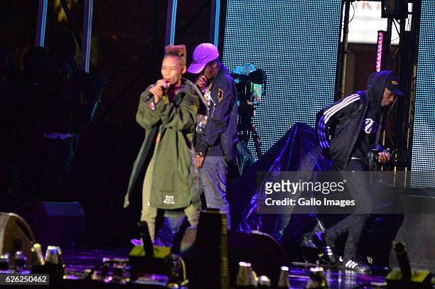 Emtee and Fifi Cooper perform during the 7th annual Maftown Heights 2016 concert at the Mary Fritzgerald Square on November 25, 2016 in Johannesburg,...