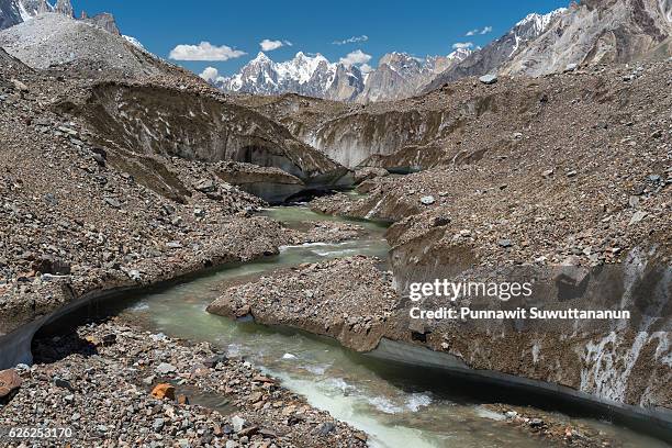 baltoro glacier zigzag canal with paiju peak background, k2 trek, pakistan - baltoro glacier bildbanksfoton och bilder