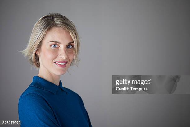 woman headshot looking at camera. - short hair stock pictures, royalty-free photos & images