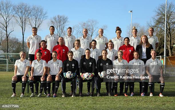 Teamphoto of Germany Women's: Back row: Anna Gasper, Dszenifer Maroszan, Jacqueline Klasen, Mandy Islacker, Isabel Kerschowski, Lina Magull, Svenja...