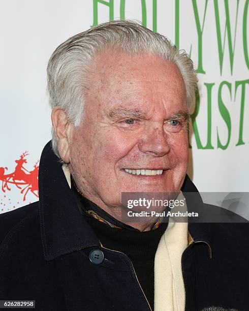 Actor Robert Wagner attends the 85th Annual Hollywood Christmas Parade on November 27, 2016 in Hollywood, California.