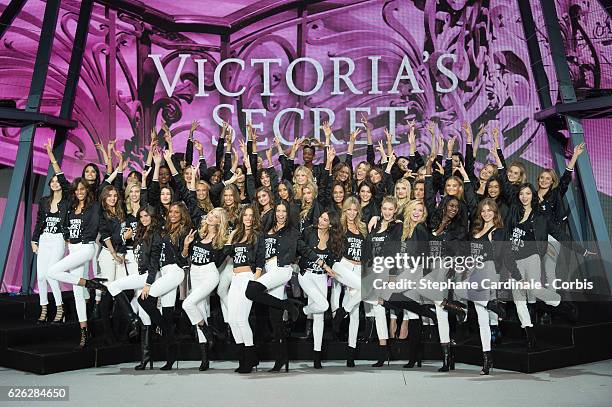 Victoria's Secret' supermodels, Gigi Hadid, Kendall Jenner, Bella Hadid, Irina Shayk, Joan Smalls, Lily Donaldson, Izabel Goulart, Sui He, Devon...