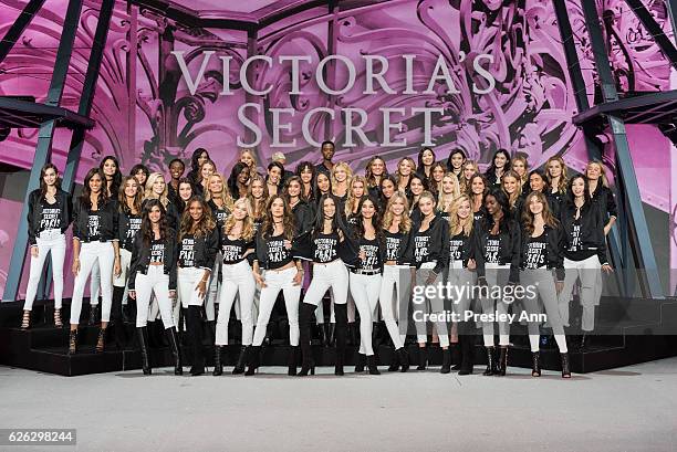 Victoria's Secret' supermodels, Gigi Hadid, Kendall Jenner, Bella Hadid, Irina Shayk, Joan Smalls, Lily Donaldson, Izabel Goulart, Sui He, Devon...