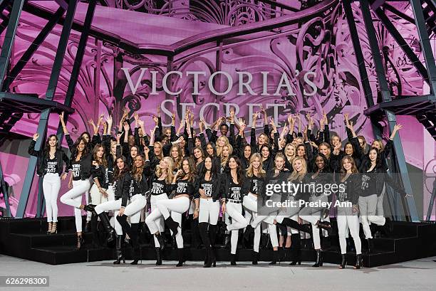 Victoria's Secret' supermodels, Gigi Hadid, Kendall Jenner, Bella Hadid, Irina Shayk, Joan Smalls, Lily Donaldson, Izabel Goulart, Sui He, Devon...