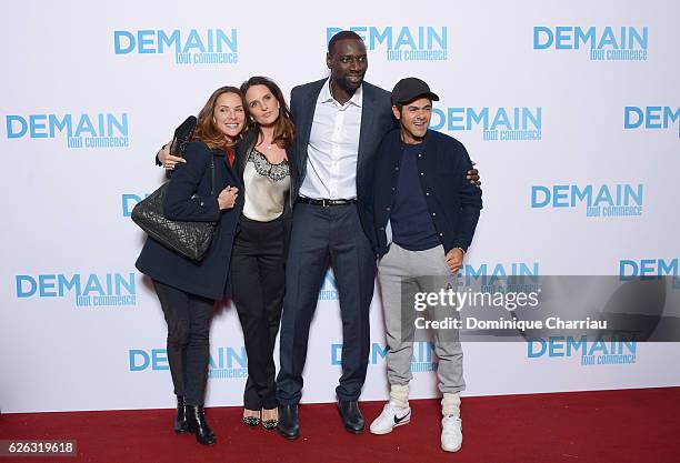Mlissa Theuriau, Helene Sy, Omar Sy and Jamel Debbouze attend the "Demain Tout Commence" Paris Premiere at Le Grand Rex on November 28, 2016 in...