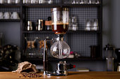 Japanese Siphon Coffee Maker with Halogen Beam Heater