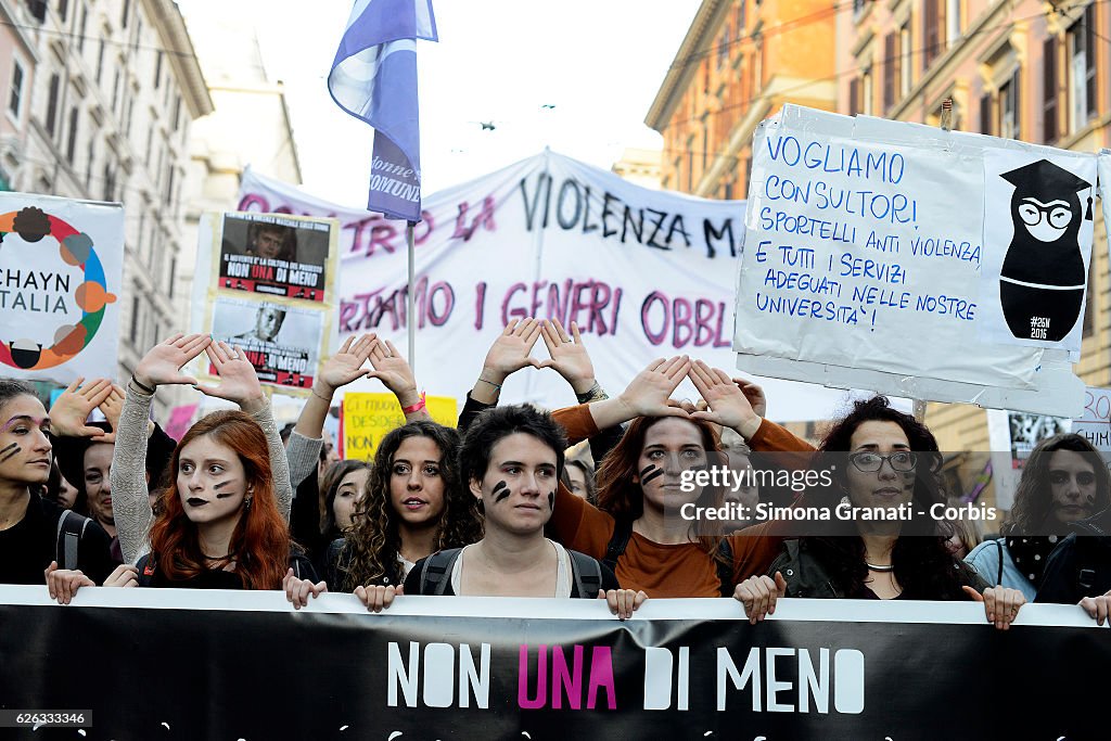 Not one less, feminist demonstration in Rome.