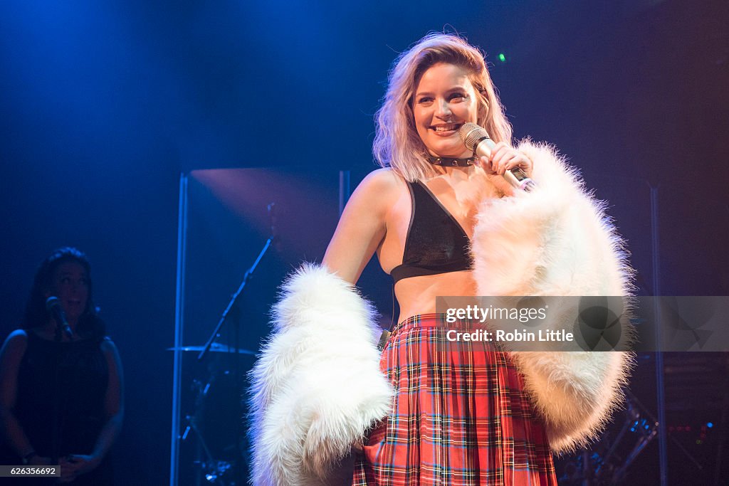 Anne-Marie Performs At Koko