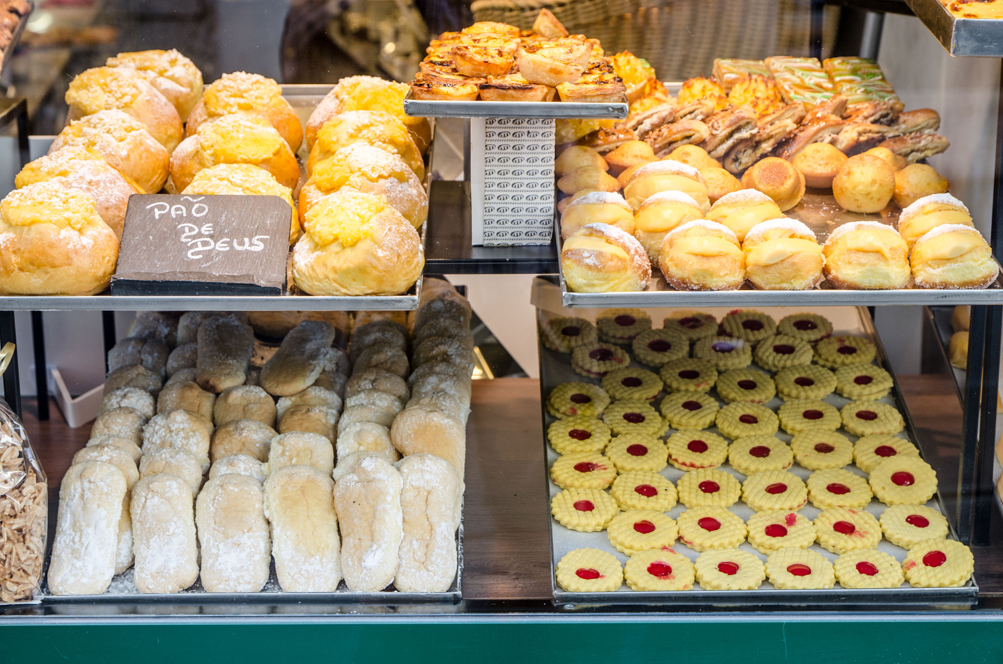 Lisbon food market