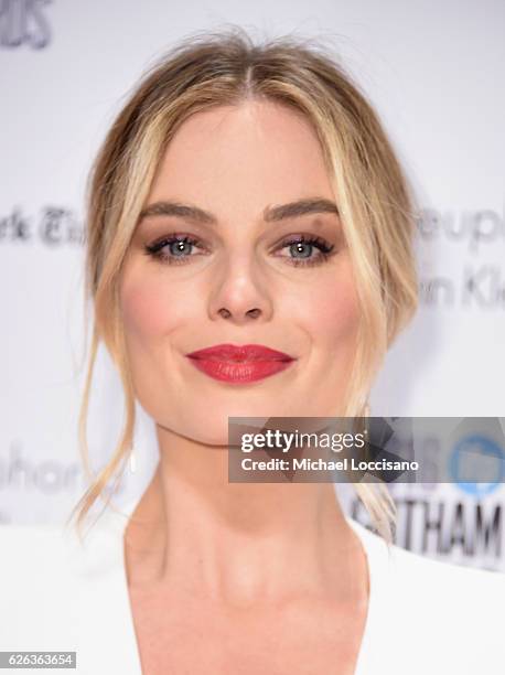 Margot Robbie attends the 26th Annual Gotham Independent Film Awards at Cipriani Wall Street on November 28, 2016 in New York City.