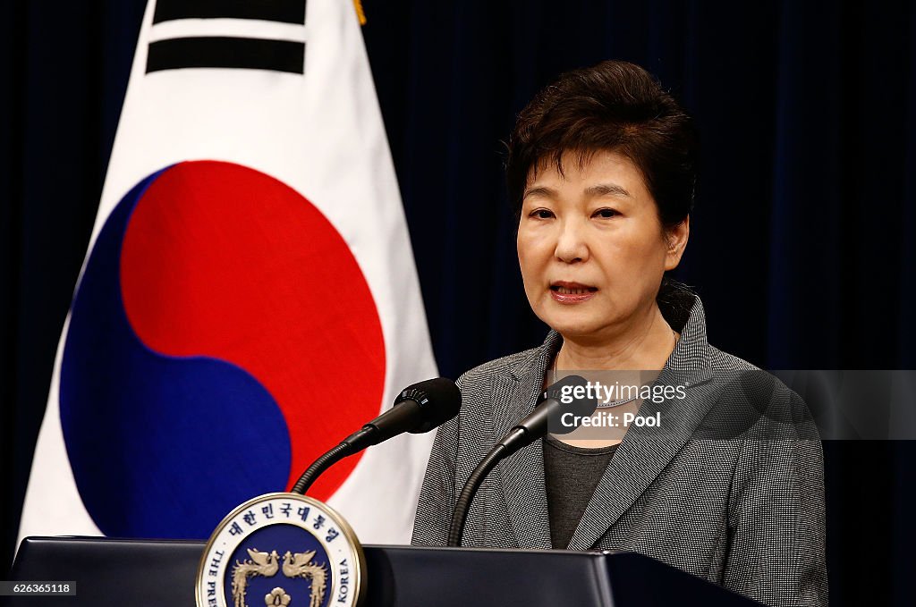 South Korean President Park Geun-hye Addresses Nation On Scandal