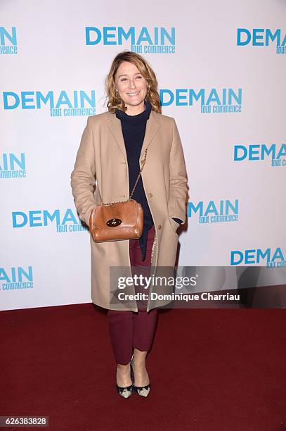 Daniela Lumbroso attends the "Demain Tout Commence" Paris Premiere at Le Grand Rex on November 28, 2016 in Paris, France.