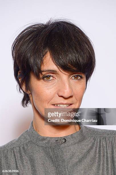 Florence Foresti attends the "Demain Tout Commence" Paris Premiere at Le Grand Rex on November 28, 2016 in Paris, France.